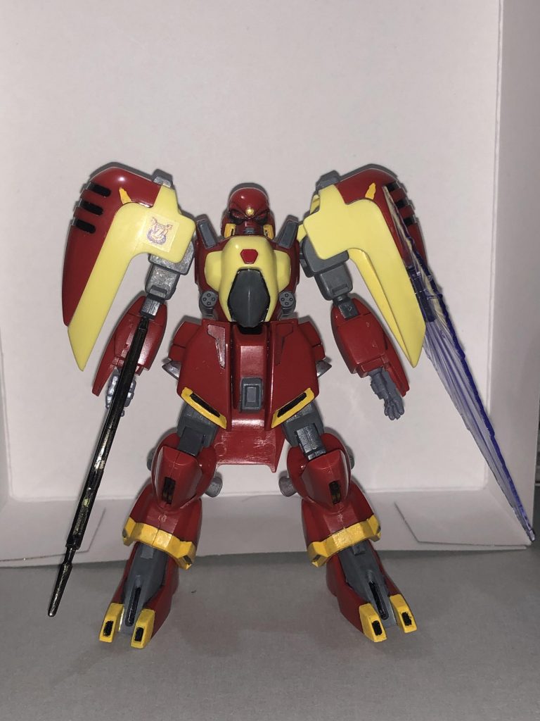 正面から。右肩には武器セットのシール貼ってます。