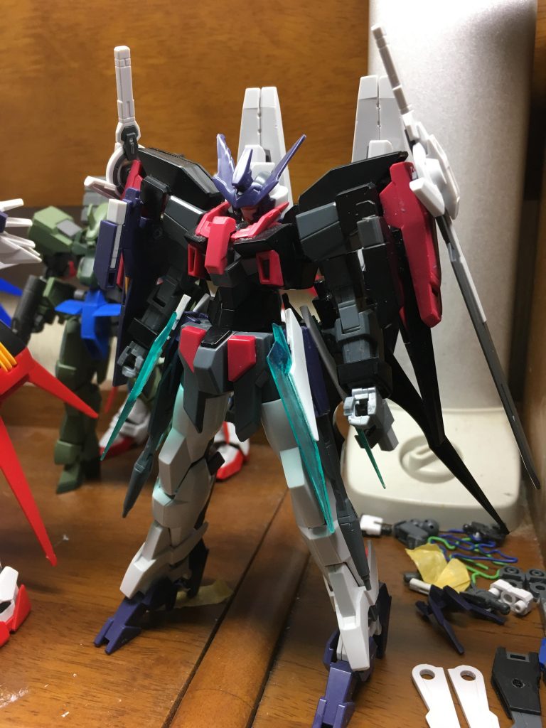 塗装前です。ここまで散々悩み、最後に調色で散々苦労しました。瑞希のイメージカラーはなかなか作るのに苦戦する色でした。反省も多いですが大きくステップアップさせてくれた機体でした。