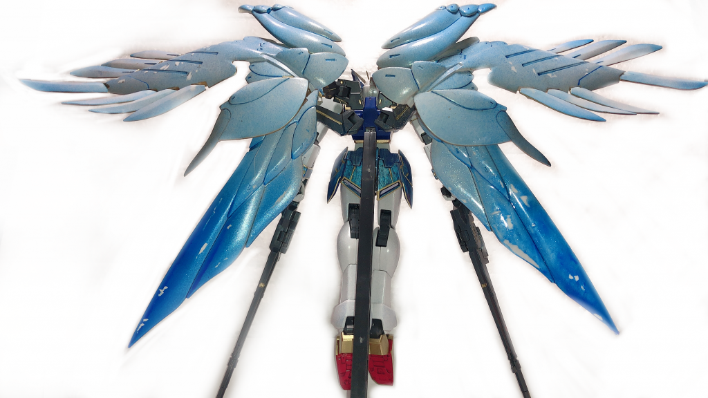 背面。
晴天、快晴の空をイメージしました。
(それから、私が青大好き。)