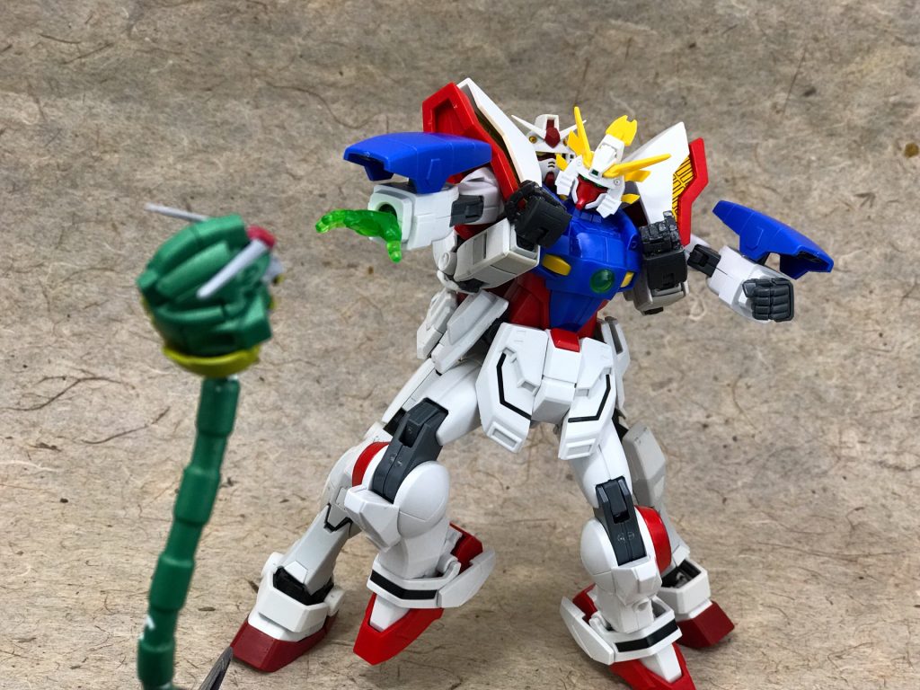 冬虫夏草を視認したスタッフが極度の錯乱状態に陥った例もあり、一部では「実はこれヤバイキノコなのでは?」とも噂されています。