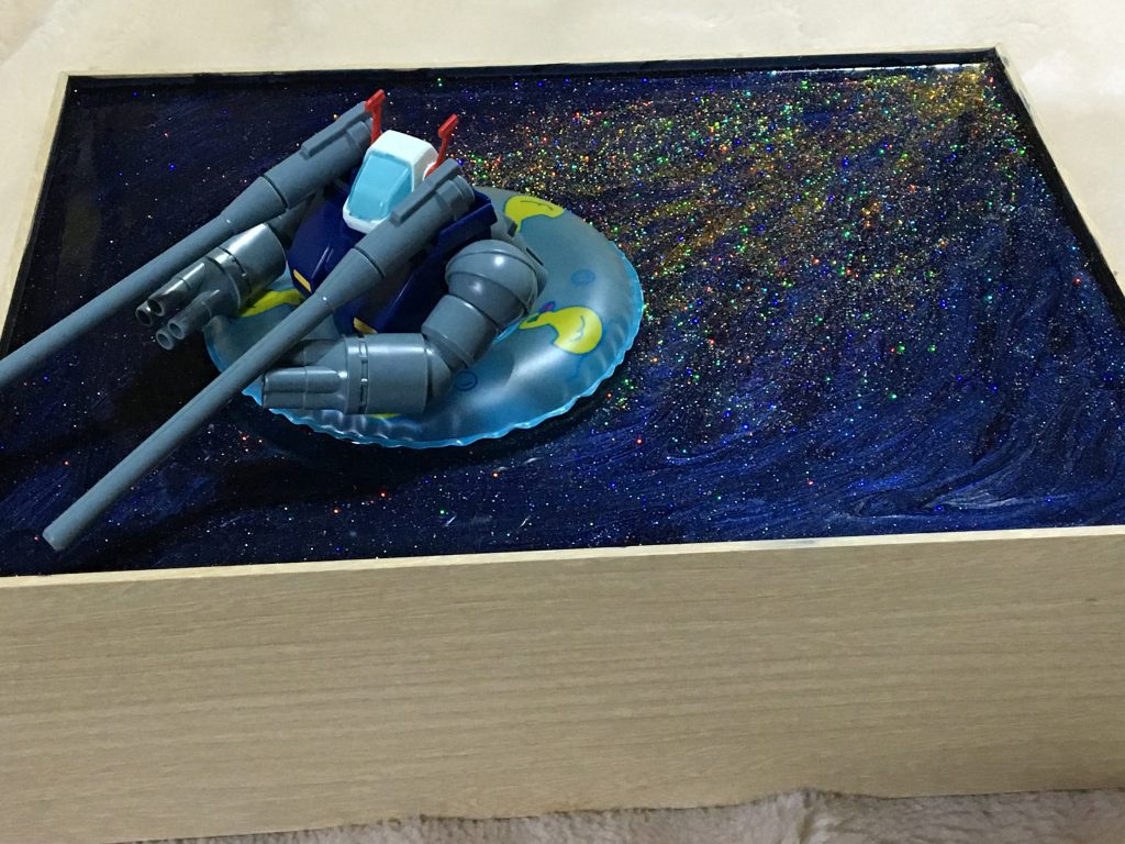 実は、この箱にはとある仕掛けがあり……もちあげると……
https://twitter.com/RX_75Collector/status/1092745637106348034?s=20※波の音がかなり小さいです。