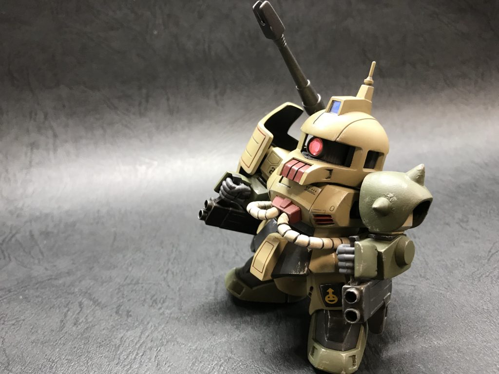 足のクリアランスがほとんど無いのでポージングが決まりません…