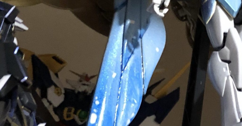 近くで見ると
実は、パール感あったり…
ちなみに今回、ホワイトパールなど
パール系塗料は使っていません。