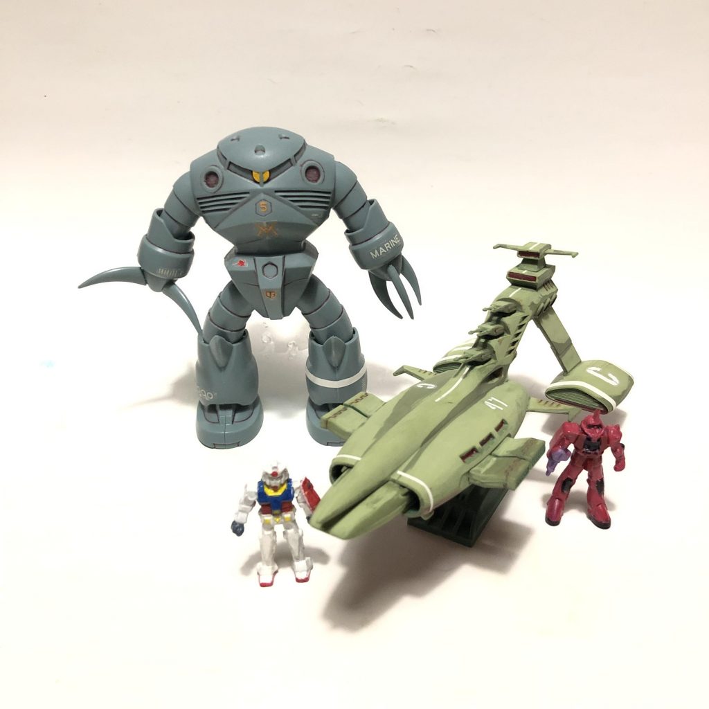 友達の作ったズゴックと。
 
お正月にくどくど話しながらのプラモ作りはあっという間に時間が過ぎてイイ日曜日でした☆