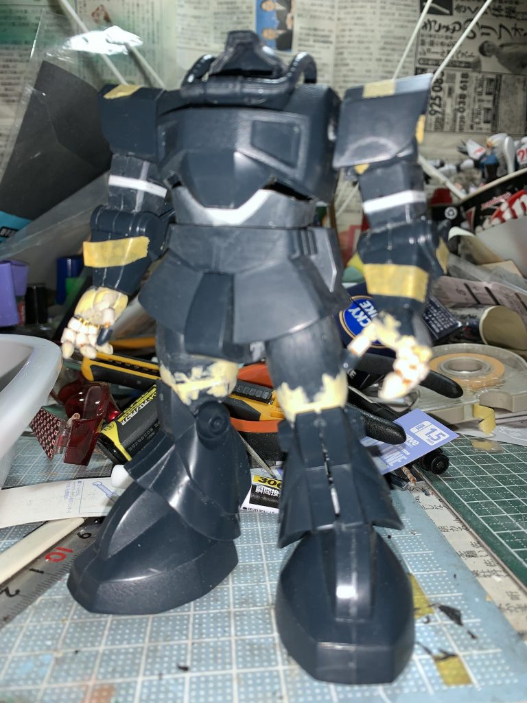 腕部1.5mm、脚部2.0mmの延長工作。