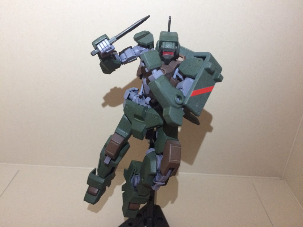 ショルダーシールド付いてたらタックルさせたくなるのがサガ