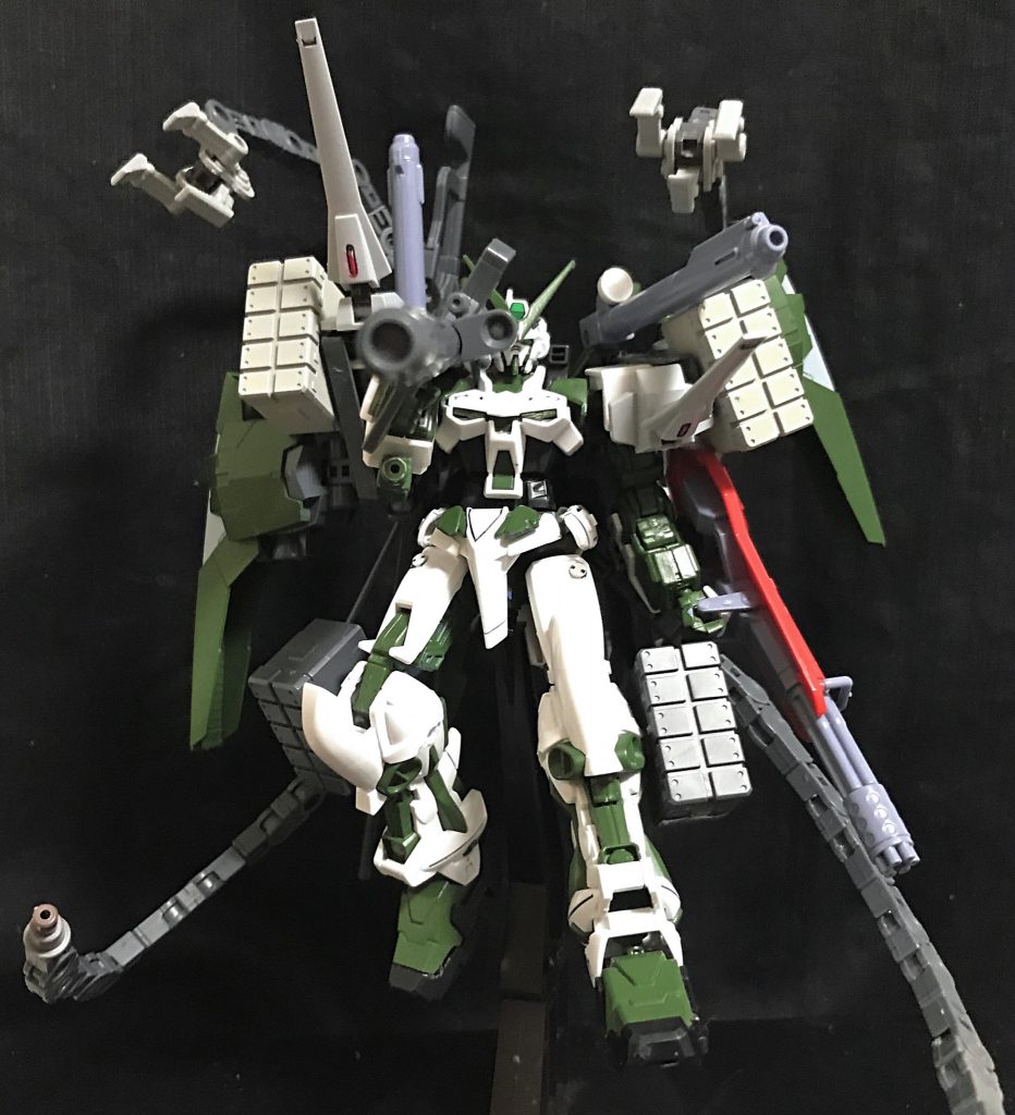 ガンダムアストレイ ヴァードォントフレーム フル・ウェポン–9枚目/制作者：山葵 和佐比