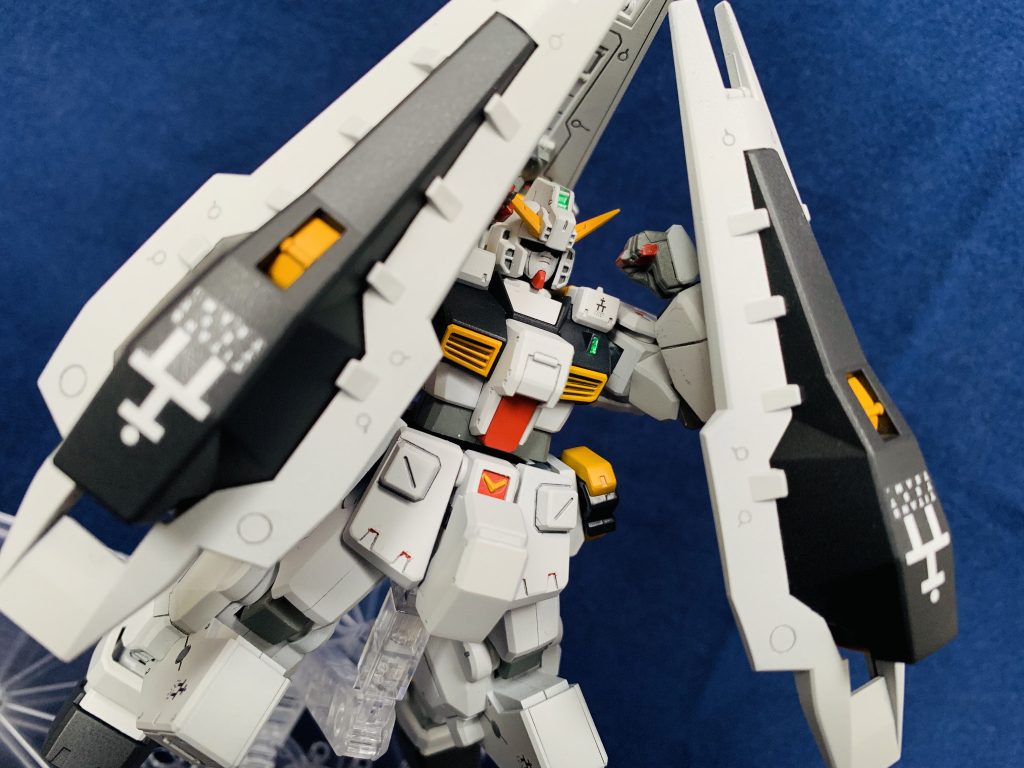 続いて、トライブースター装備のヘイズルです。このために3枚のシールドを仕上げました笑