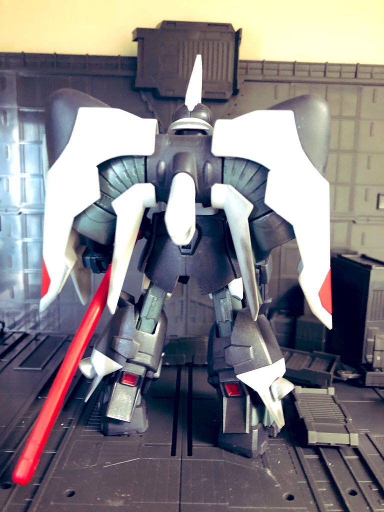 足関節に1mmのプラ板を貼ってそれっぽく