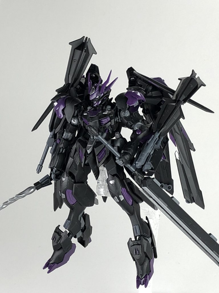 全装備状態。前述の装備全てを装備した状態です。弾切れおよびある程度使用した武装はどんどん投げて、戦闘する一騎当千型です。