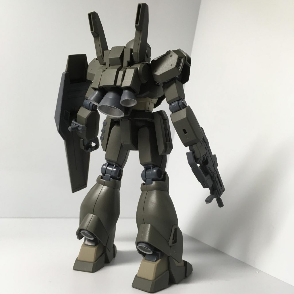 バーニア内側はタミヤのフラットアルミで塗りました。ちょっと白っぽいかな？