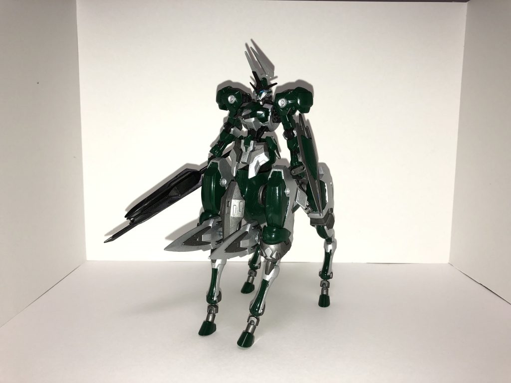 下半身は風雲再起をほぼそのまま使用しました。マスターガンダムが丸々余ってしまった