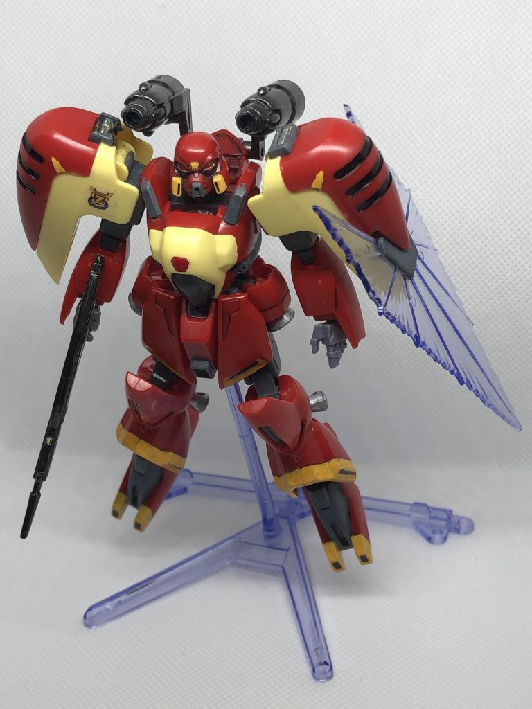 旧キットでこれだけの格好良さなので、基本的なプロポーションはいじらずに今のガンプラの技術でHGUCとして出して欲しいところですが、厳しいのかなぁ・・・。