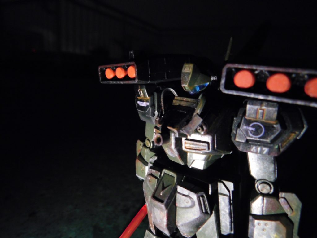 一部スミ入れはラストオレンジで。
オイル漏れをイメージしました！