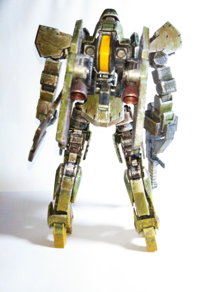 バックショット
内部フレームも塗装剥げ 錆を表現しました