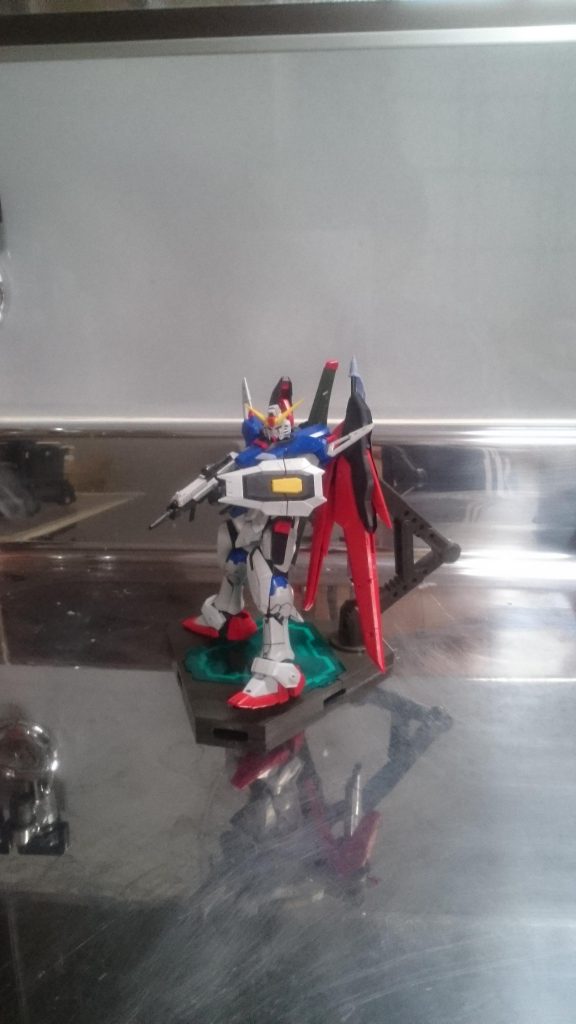 ディスティニーガンダム–3枚目/制作者：アッキー