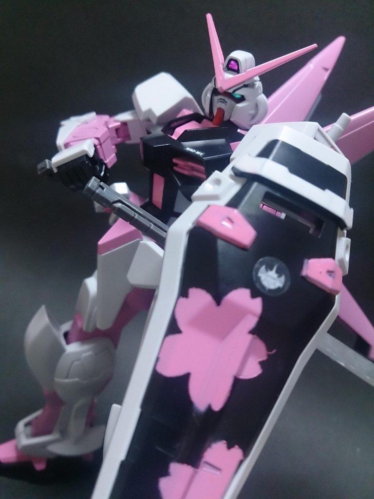 M1アストレイ ピンクフレーム桜花–3枚目/制作者：こがしねぎ