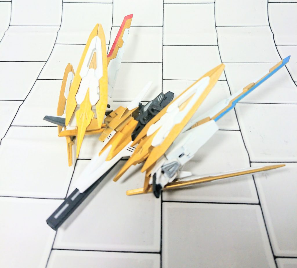 サンクチュアリブースターバックパックと武器を合体させた支援メカ。 本体との連携の他、偵察用としても使える。