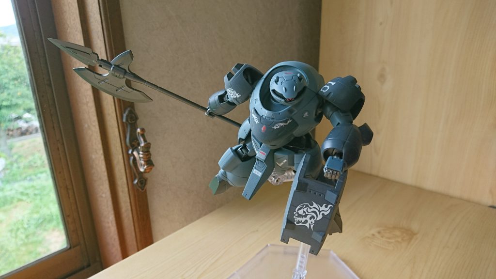 このハルバート、弄りやすくていいキットだと思います。