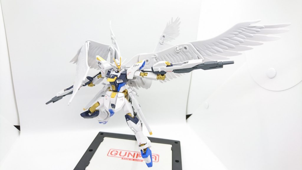 自由の女神-リベルタス‐
翼は自由を求めて戦地へはばたく