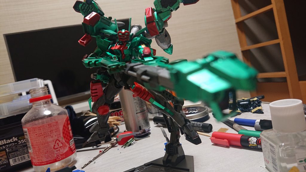 以前Twitterに挙げた1番でかいバスターライフル

一番いいショットだったので流用(ごめんなさい)