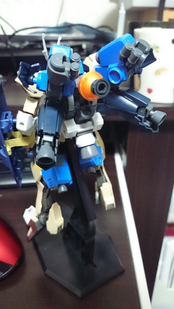 背面ブースター。グレイズを加工