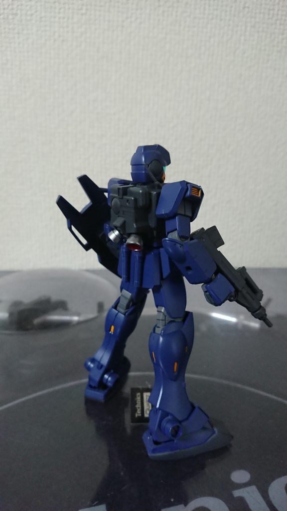 メタリック塗料は扱いが難しかったです。