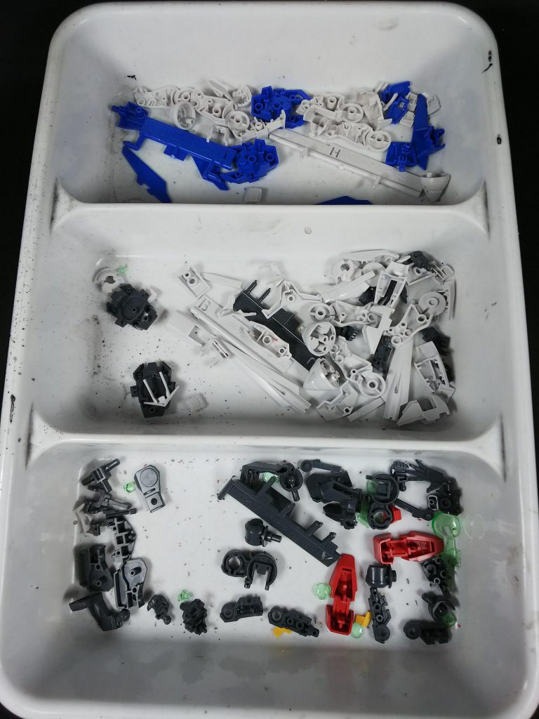 パーツの切出し