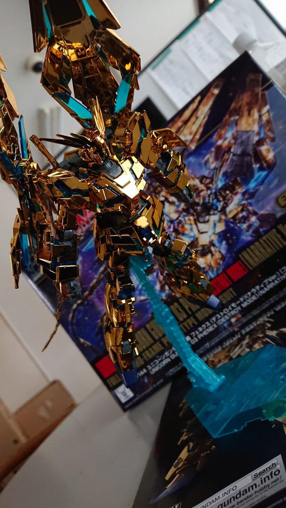 パッケージと同じようなポージング？