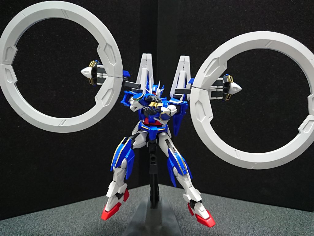 武装説明
ビームライフル ×1
メガ・GNフィールド ×2 
GNシグマシスファンネル ×2

上条春菜ちゃんといえばメガネですね。
GNドライブ直結のGNフィールド発生器で、まぁまぁ眼鏡どうぞ な空間を作り出せる かも