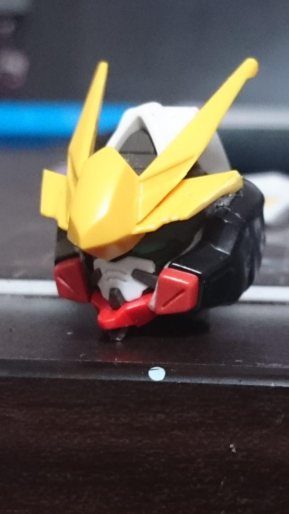 顔。何のパーツを切り貼りしたのかあんまり覚えていないです。