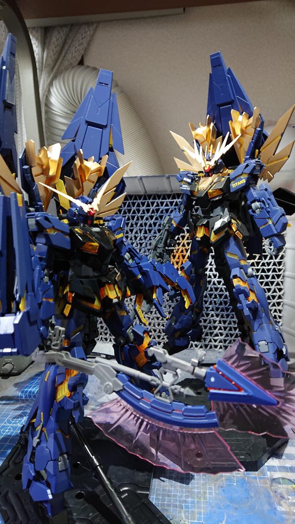 最後は以前組んだのでバンシィノルンとのツーショット