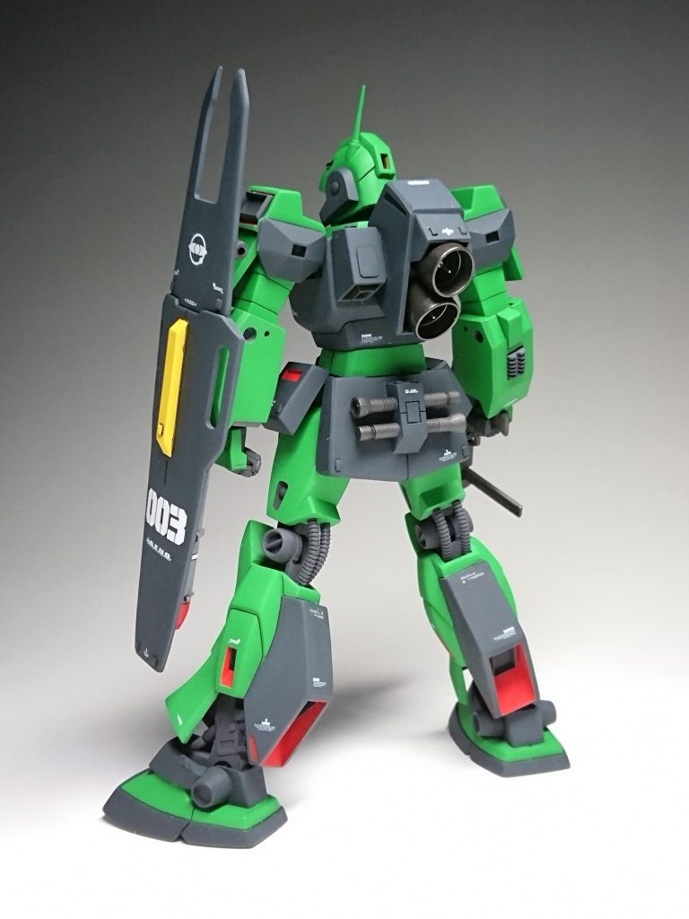 好みでバーニアを大型化しています。