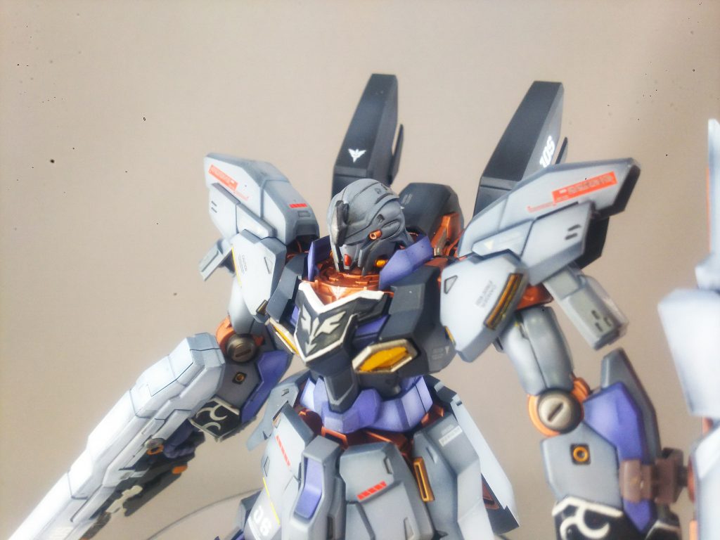 シナンジュスタインとなります。色をチョコチョコと足しています。