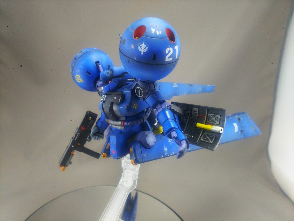 ドラッツェはマシンガンも付属します。