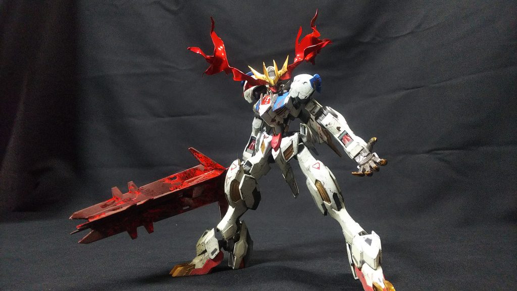 脚も胴も長くすることで獣感を出したかったので、腰や足首で合計3cmほど延長しています。