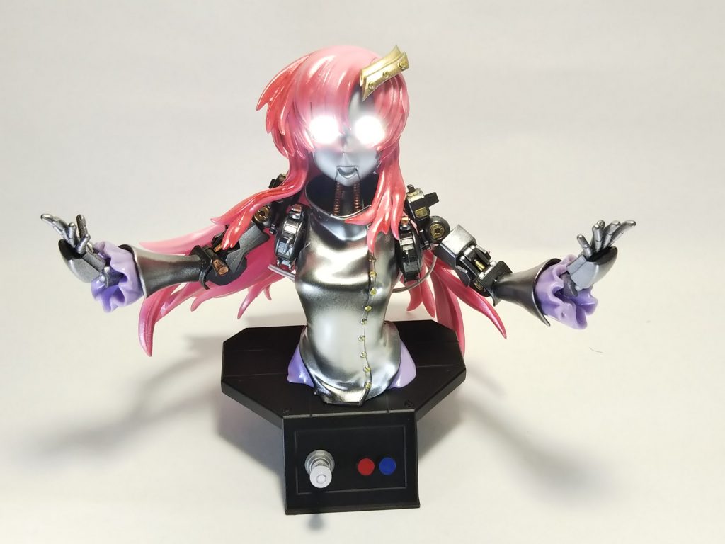 ライトニングユニットを搭載しているので光ります(こわい)
動画が貼れないので、追視機能はこちらをご覧ください…( ; ゜Д゜)
https://twitter.com/HID_pmx003theo/status/1092439189407260672?s=19