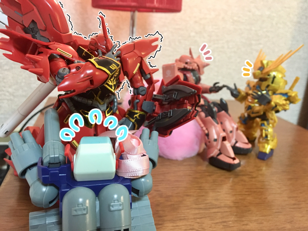 タンク:むし されてたけど、なかないでよー
シナ:いや……あのお方がクレープを食べているのを想像して涙が出た
タンク:えっこわい……