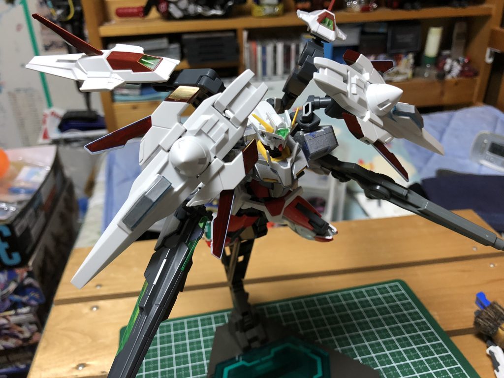 ドッキング状態。
意図せずクシャトリヤっぽくなってしまいましたがこれも個人的にツボだったりします。ヴァリアントよりも強キャラ感。