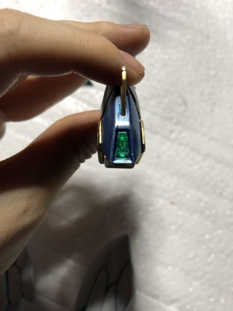 クリアパーツを、付属のメタリックなシールで殺したくなくて
しかし、シールのグリーンを活かしたかったので試しに中に軽く貼って、クリアパーツをはめた結果…
え、最高じゃん(自画自賛)てなりました←