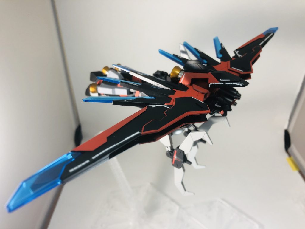 MA形態その２。
翼が大きくなり前より未来的になったお陰で上からの絵がいい感じになっております。