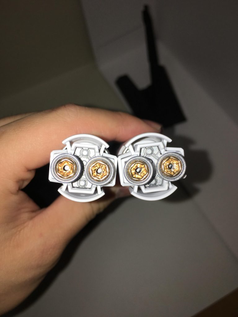 バーニアは中に100均の手芸コーナーに売っているものを入れました