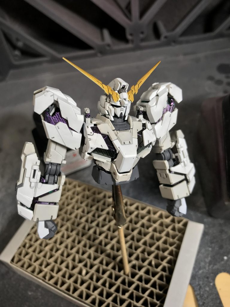 塗装後。この時はサイコフレームを何色にするか凄い悩んでました。