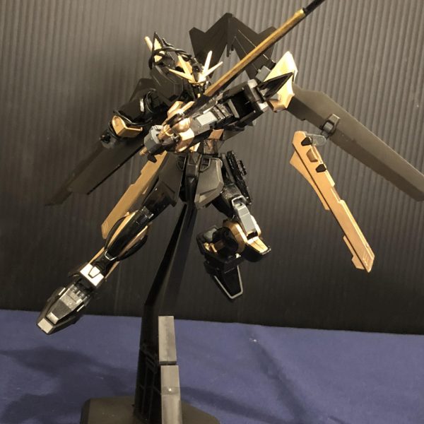 ストライクノワール・リュクス