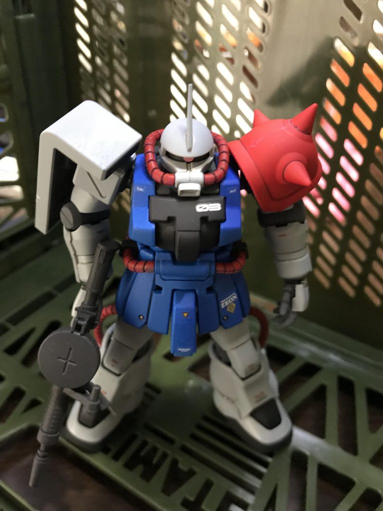 ザクⅡ F2–3枚目/制作者：真樹京介