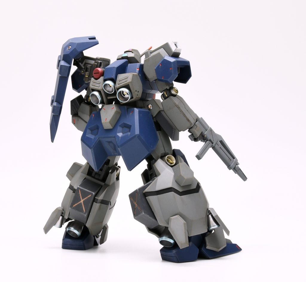 右斜め後ろから。