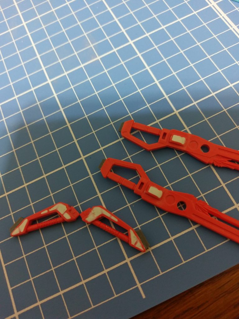 肉抜き穴埋め。厨房以来にエポキシパテ触りましたｗ