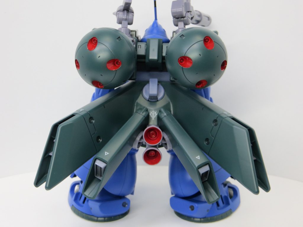 後ろ。ごちゃごちゃ。