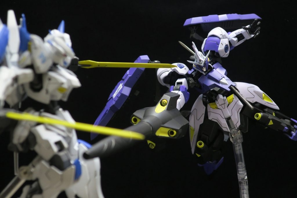 やはり俺を見てはいないのだな、マクギリス…

あんまツイッターでは閲覧数が伸びなくて悔しかった俺のセリフです。嘘です。
閲覧ありがとうございました。