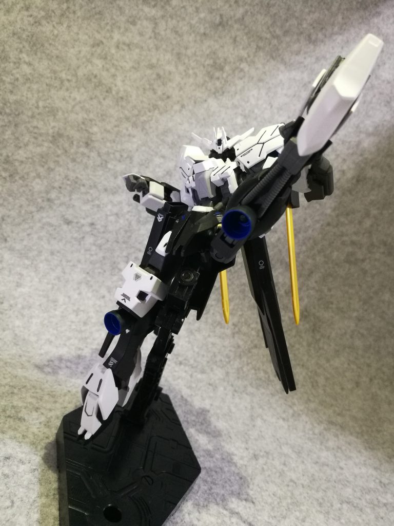 もうニークラッシャー無いので…と言いたい所ですが、ヴィダールといえば踵落としなので記念に一枚。
尖端尖ってるから強そうでしょ？